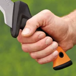 Fiskars Tasak Solid 1051232 Ostrze 15cm Stal nierdzewna Powłoka softgrip