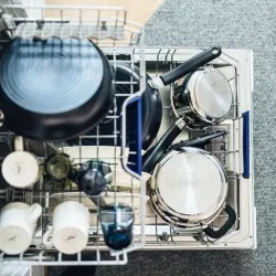 Fiskars Rondel 1,5l + Pokrywka 1026576 Functional Form Odporność do 150°C Mycie w zmywarce Stal nierdzewna