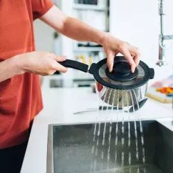 Fiskars Rondel 1,5l + Pokrywka 1026576 Functional Form Odporność do 150°C Mycie w zmywarce Stal nierdzewna